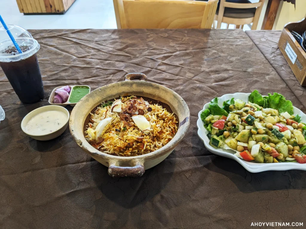Chicken Biryani &amp; Aloo Chana Chaat