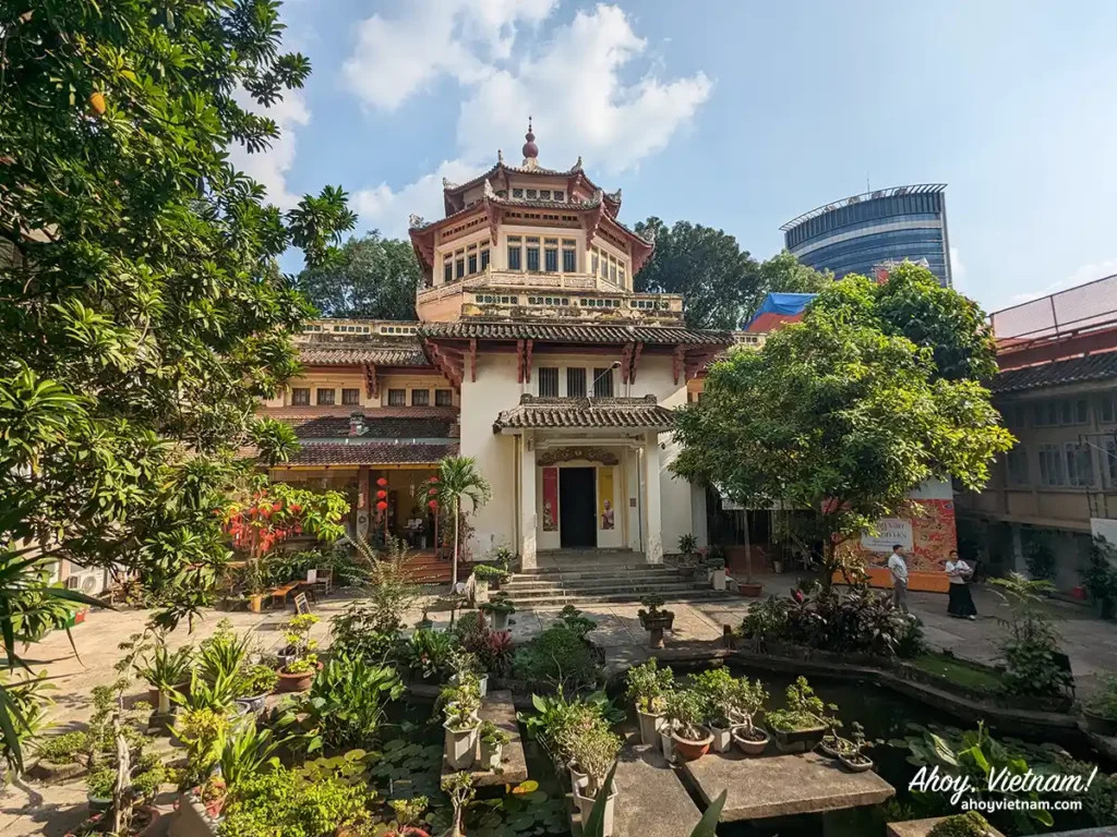 Courtyard of History Museum
