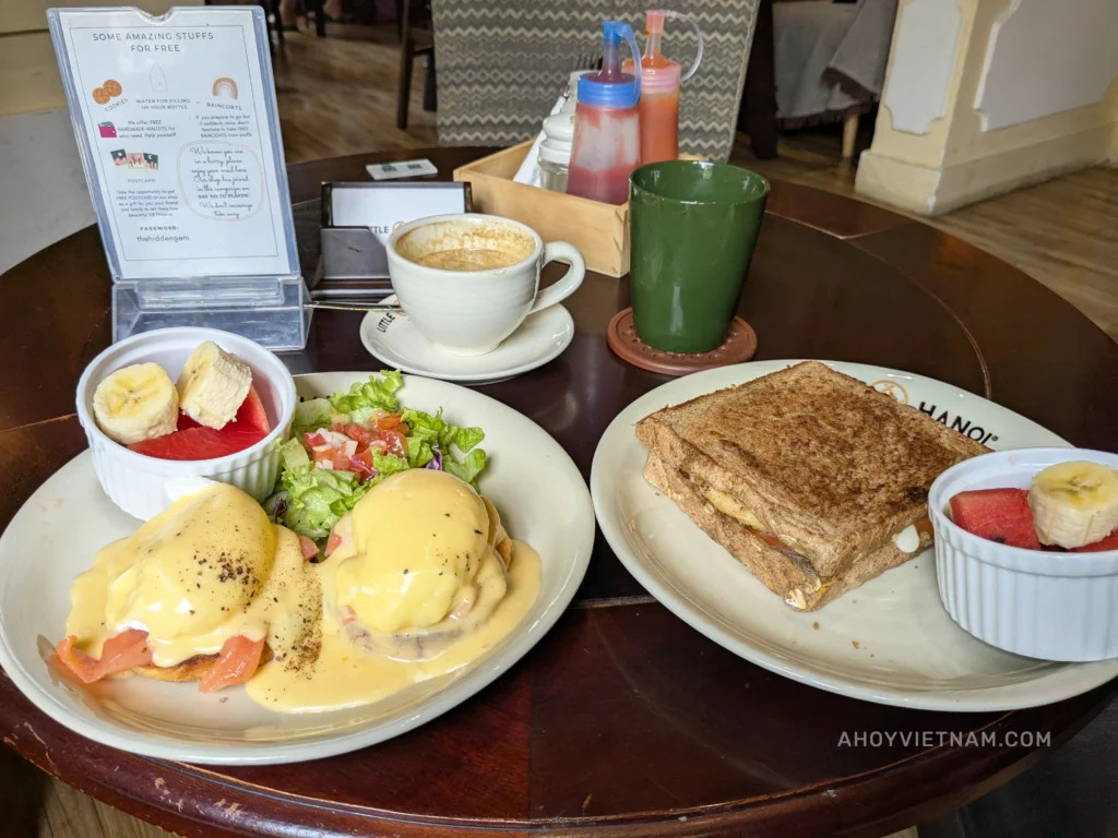 Eggs Benedict + Chicken Pesto Sandwich