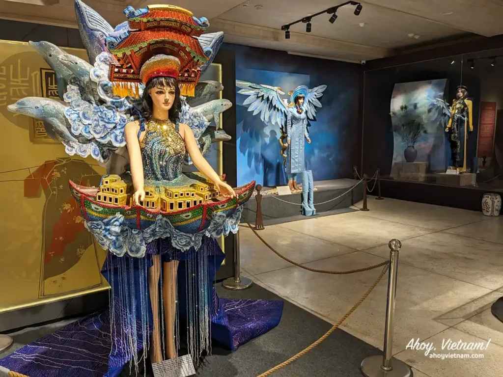 Inside Southern Women’s Museum