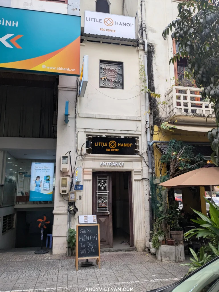 Ky Con Street Cafe Front