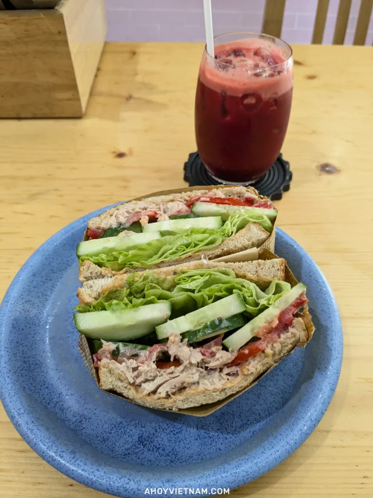 Tuna sandwich at An’s