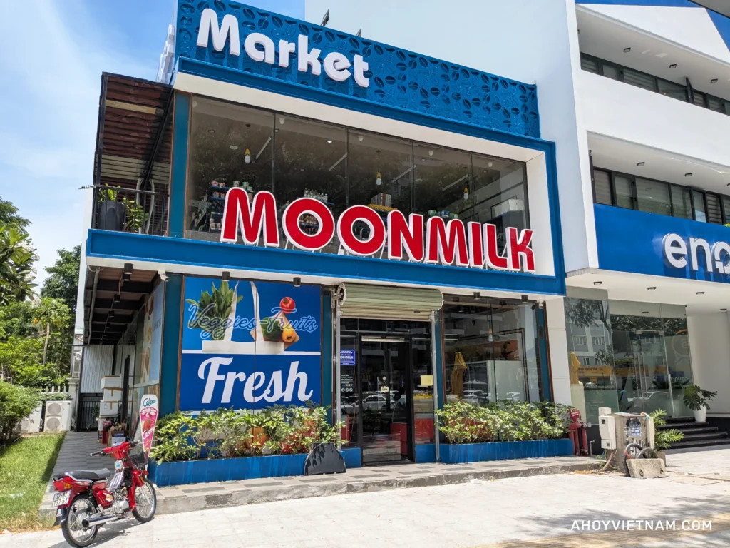 MOONMILK supermarket