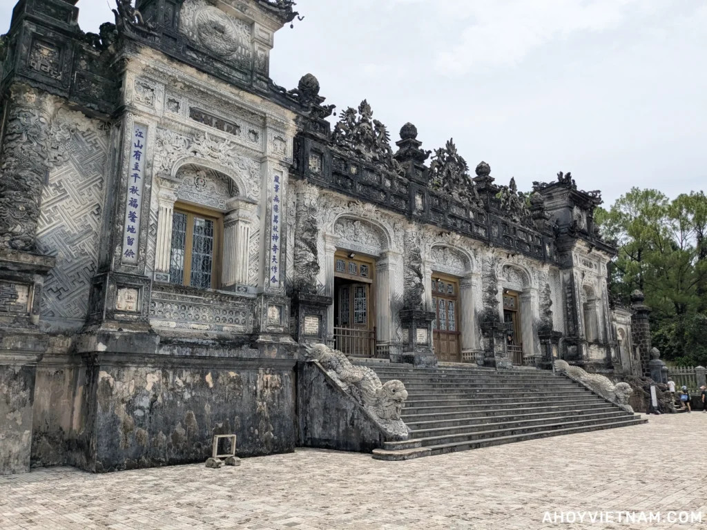Exploring the Tomb of Emperor Khai Dinh: Hue’s Most Striking Royal Mausoleum